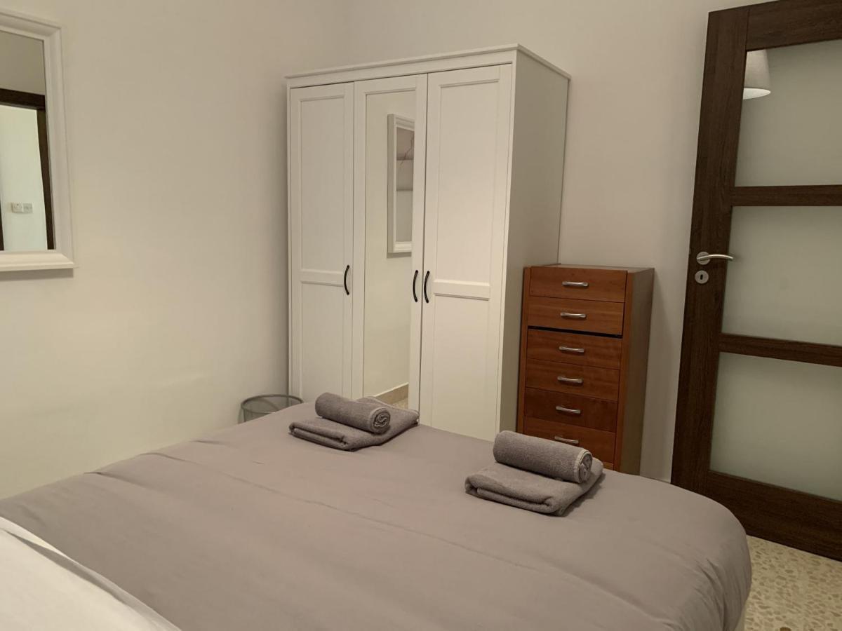 Large Apartment Close To Rocky Beach Mcre1-1 Sliema Extérieur photo